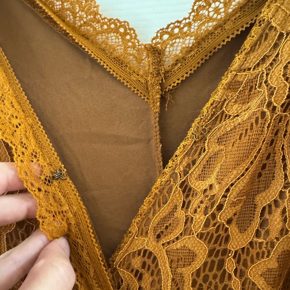 Joyfolie Rust Lace Maxi Dress - Picture 5 of 9